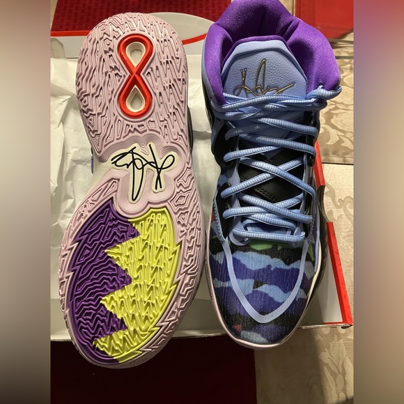 Kyrie Infinity Aluminum/Sail/Black Men’s Shoe - Picture 2 of 6